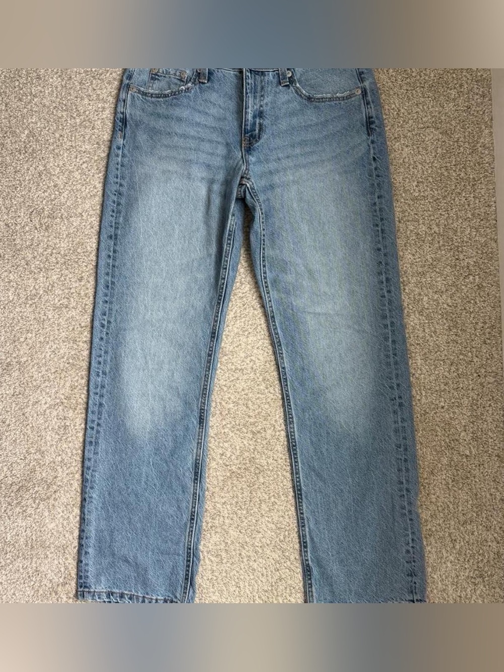 Aeropostale Women’s Light Wash Low Rise Baggy Jeans